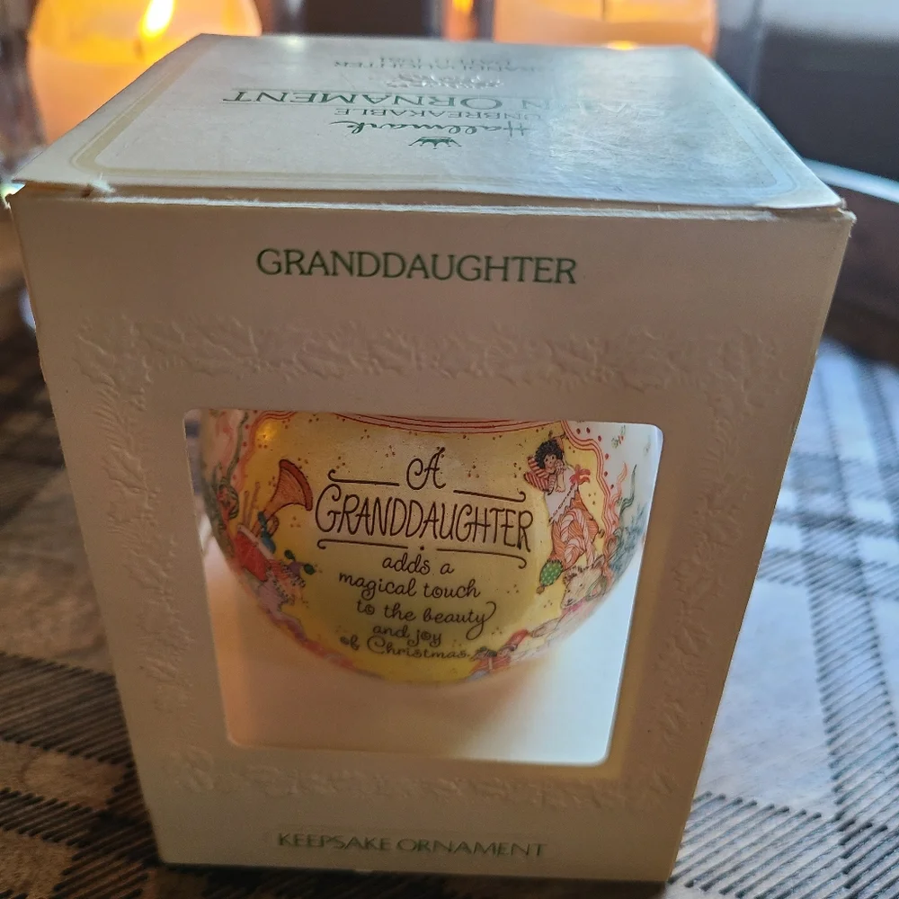 Hallmark unbreakable satin